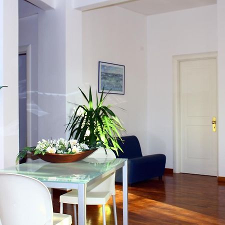 Residence Avana Сенигалия Екстериор снимка