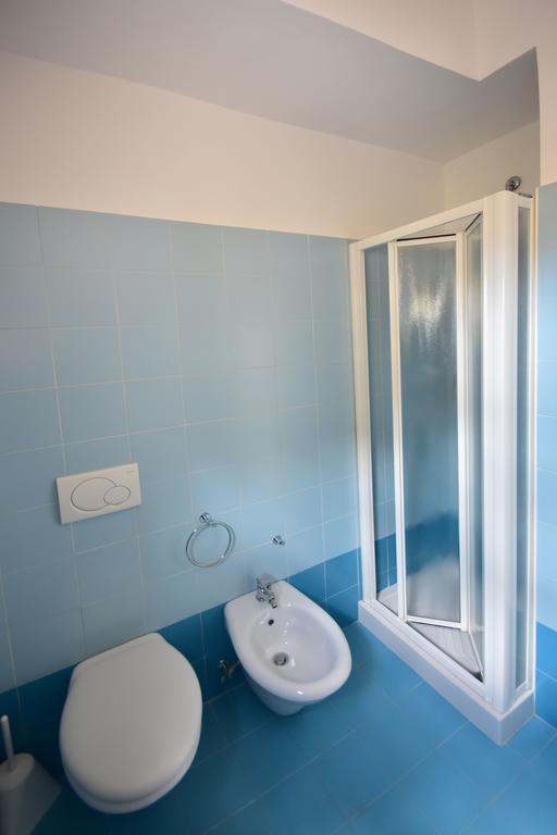 Residence Avana Сенигалия Екстериор снимка