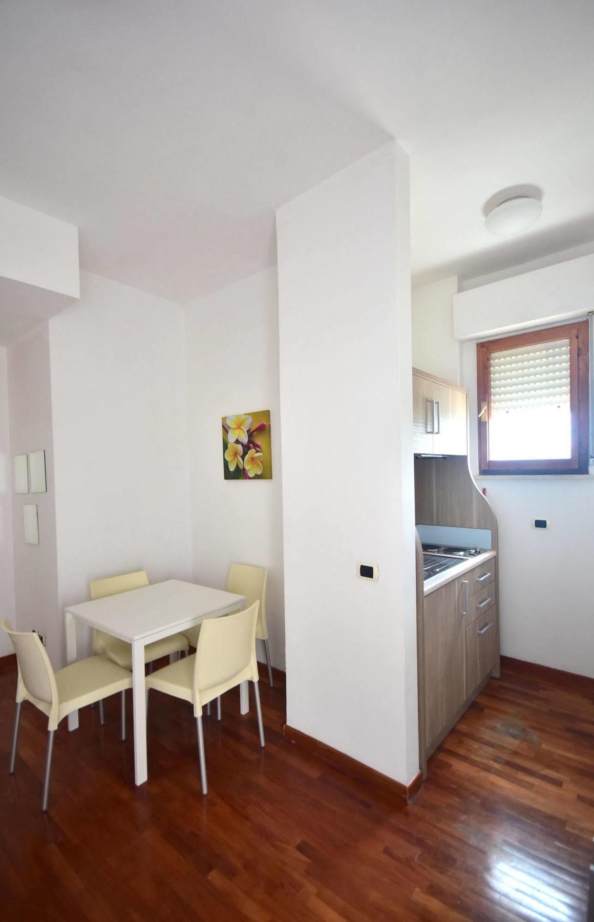 Residence Avana Сенигалия Екстериор снимка